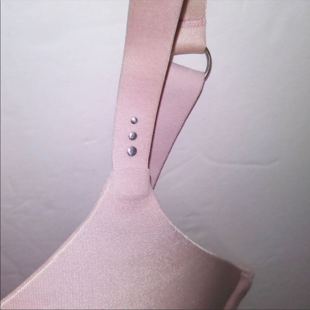 Victoria Secret pink  Demi Uplift biofit bra in size 34DD